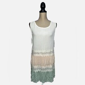 Signature Studio Plus Size Cream Green Peach Sleeveless Tunic Top Womens size L